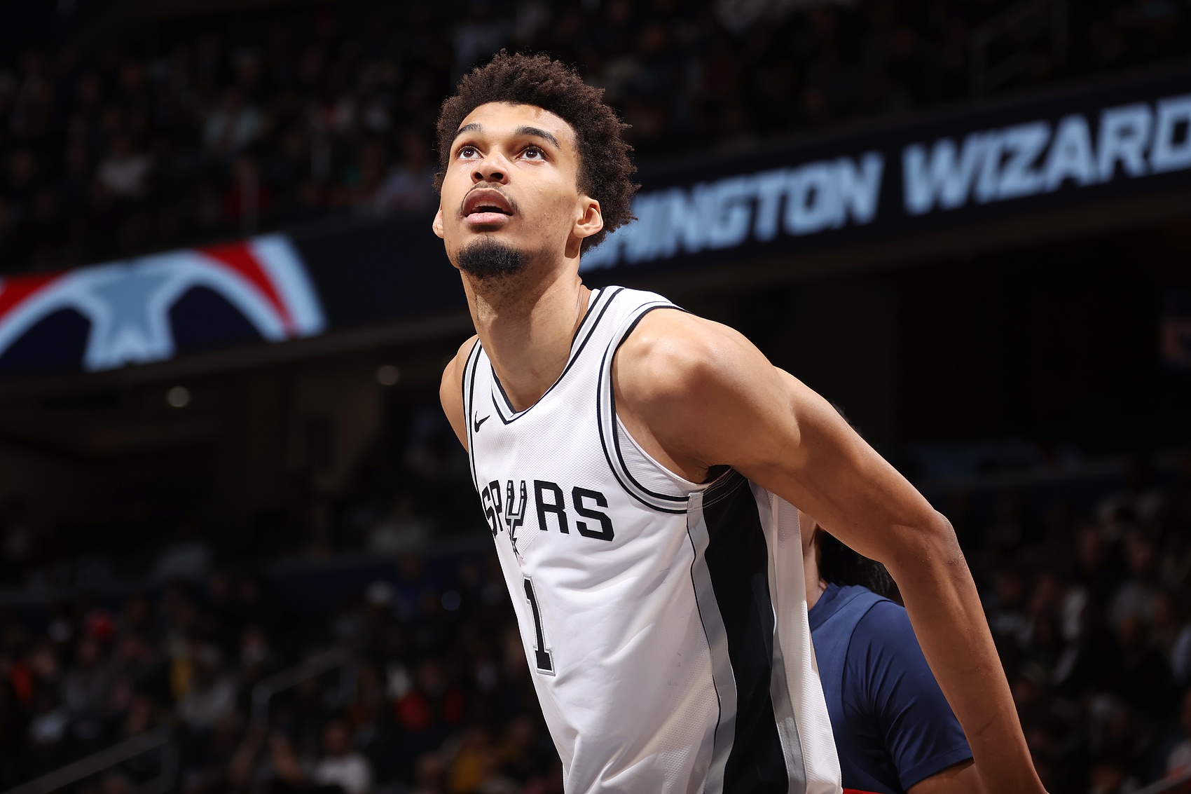 德甲-问题不大吧？蒂格：如果文班能保持健康 那他下赛季会进最佳阵容