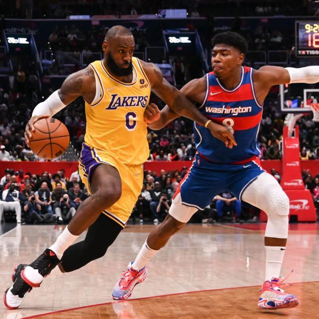 1674542495682001903.jpg rui-hachimura-lebron-james-2022.jpg